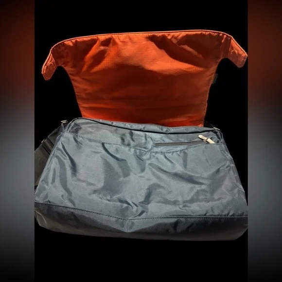 Targus Blue And Orange Messenger Bag For Men, Laptop Crossbody, Adjustable Strap - Picture 3 of 9